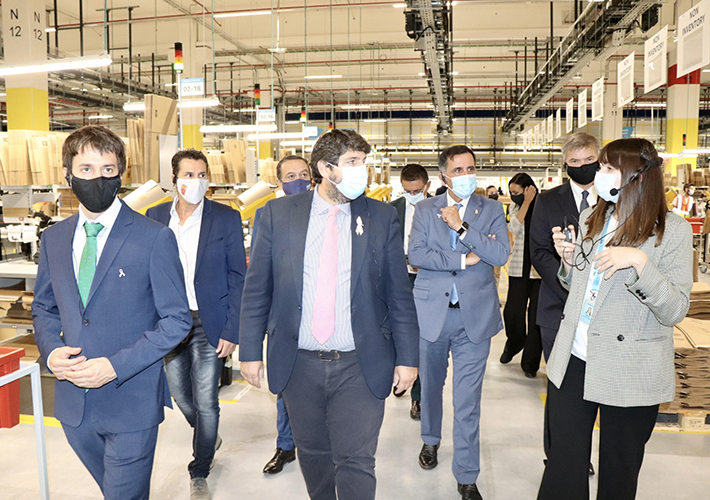Foto Amazon abre su nuevo centro logístico robotizado en Murcia.